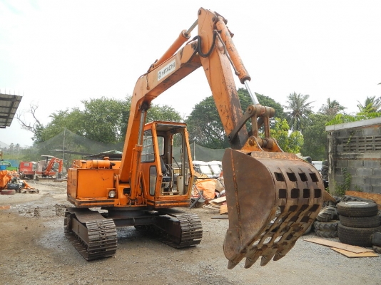 ขายรถขุด BACKHOE HITACHI UH025 พร้อมใช้งาน