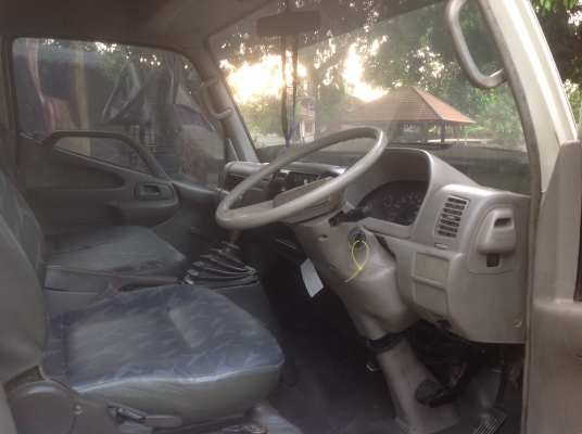 ขาย 6 ล้อ HINO ปี 48 เครื่อง WO4D โทโบว์อินเตอร์. ยาว 5 เมตร สภาพสวยพร้อมใช้ ขาย 6 ล้อ HINO ปี 48 เครื่อง WO4D โทโบว์อินเตอร์. ยาว 5 เมตร สภาพสวยพร้อมใช้