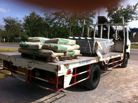 ขอขอบคุณ คุณวินัย (หจก.โรงกระเบื้องวินัย) จากอำเภอกระบุรี จ.ระนอง ได้มาตกลงซื้อรถ และรับรถคันดังกล่าวกลับไปใช้งานตามจุดประสงค์ที่จังหวัดระนอง ขอขอบคุณ คุณวินัย (หจก.โรงกระเบื้องวินัย) จากอำเภอกระบุรี จ.ระนอง ได้มาตกลงซื้อรถ และรับรถคันดังกล่าวกลับไปใช้งานตามจุดประสงค์ที่จังหวัดระนอง