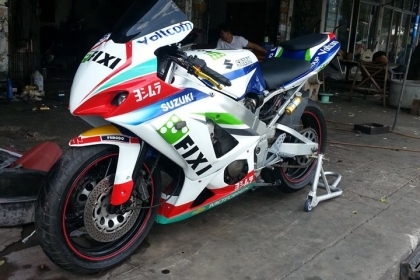 ลดราคาขาย SUZUKI GSXR 400  ปี90 แฟริ่งGSXR 1000ทะเบียนแท้ เลขตองพร้อมโอน เครื่องสดๆๆ 190 Up