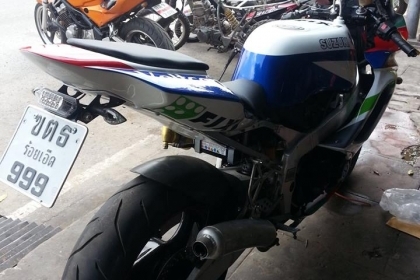ลดราคาขาย SUZUKI GSXR 400  ปี90 แฟริ่งGSXR 1000ทะเบียนแท้ เลขตองพร้อมโอน เครื่องสดๆๆ 190 Up
