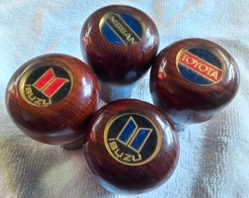 หัวเกียร์ลายไม้