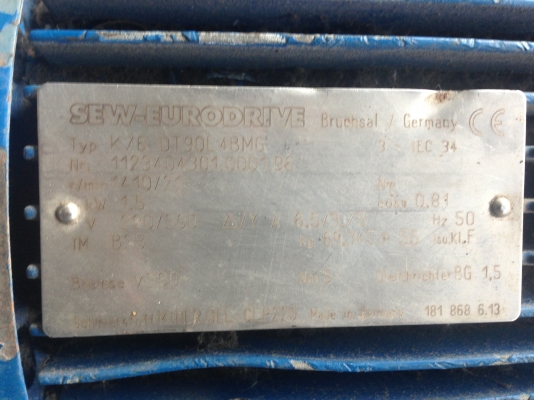 ขายมอเตอร์เกียร์2แรง มีเบรคในตัว สภาพดี ใช้งานได้เลยครับ