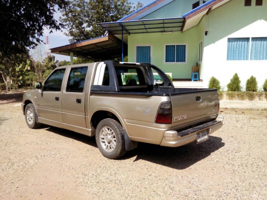 ขายรถกระบะ ISUZU 4 ประตู 3.0 TURBO ขายรถกระบะ ISUZU 4 ประตู 3.0 TURBO