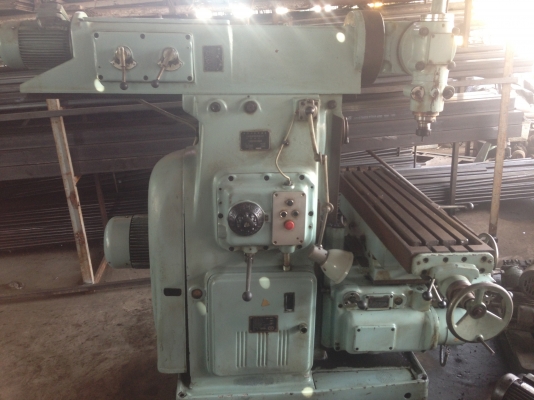 ขายเครื่องมิลลิ่ง ระบบautoสภาพดี สวย พร้อมใช้งานครับ