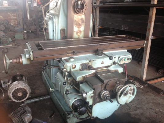 ขายเครื่องมิลลิ่ง ระบบautoสภาพดี สวย พร้อมใช้งานครับ