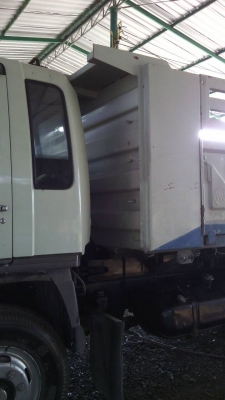 ขายดาวน์ 3M กระบะสามมิตร ราคา 1,100,000 บาท