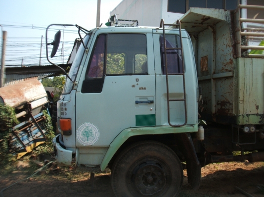 ขายรถหกล้อดั้มพ์ อีซูซุ เครื่องยนต์ 165 แรงม้า เครื่องดี คัตซีสวย