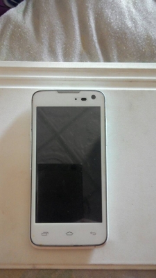 ขาย  i-mobile I-Style 7.5 พร้อมกล่อง