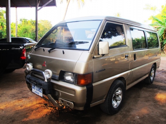 ขาย รถตู้ Mitsubishi L300  ปี 1997