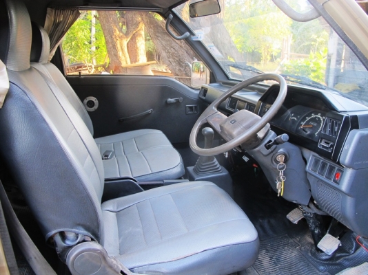 ขาย รถตู้ Mitsubishi L300 ปี 1997 ขาย รถตู้ Mitsubishi L300 ปี 1997