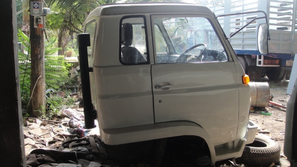 หัว ISUZU JCM สีใหม่สวยๆ ขาหน้า ขาหลัง ของครบ ยกใส่รถวิ่งได้เลย ใส่ได้ทั้ง6ล้อและ10ล้อ