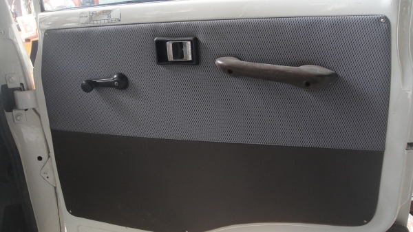 หัว ISUZU JCM สีใหม่สวยๆ ขาหน้า ขาหลัง ของครบ ยกใส่รถวิ่งได้เลย ใส่ได้ทั้ง6ล้อและ10ล้อ