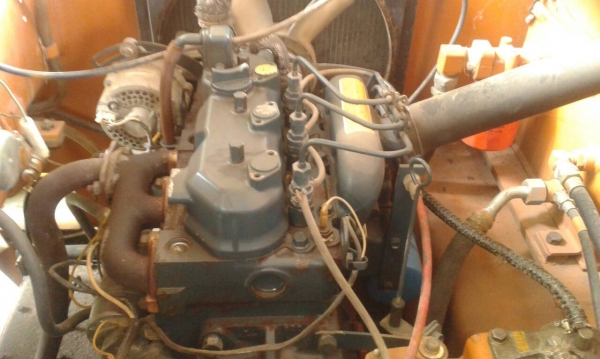 ขายรถบดล้อยาง SAKAI 7 ล้อ เครื่อง 3 สูบ รุ่น TS31-10044 รถเก่านอก ราคา 150000