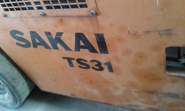 ขายรถบดล้อยาง SAKAI 7 ล้อ เครื่อง 3 สูบ รุ่น TS31-10044 รถเก่านอก ราคา 150000