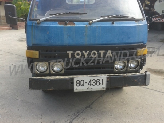 รถบรรทุก 4 ล้อ ใหญ่ กระบะคาร์โก้   TOYOTA รุ่น DYNA  4 สูบ