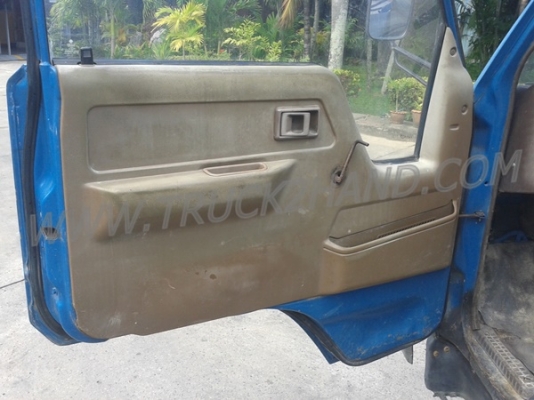 รถบรรทุก 4 ล้อ ใหญ่ กระบะคาร์โก้   TOYOTA รุ่น DYNA  4 สูบ