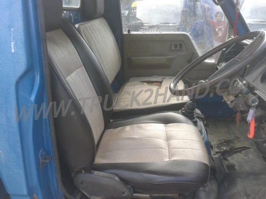 รถบรรทุก 4 ล้อ ใหญ่ กระบะคาร์โก้   TOYOTA รุ่น DYNA  4 สูบ