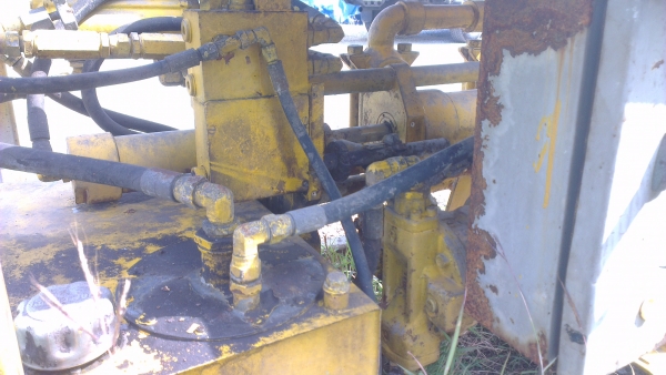 Sell> ขายเครื่องจี้น้ำปูน ของเก่าเก็บ มอเตอร์ 3 เฟส ของ sweden ครับ