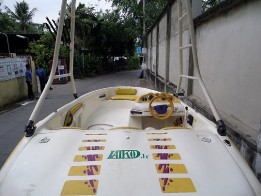 เรือ JET BOAT F16XR พร้อมเครื่อง MERCURY 175