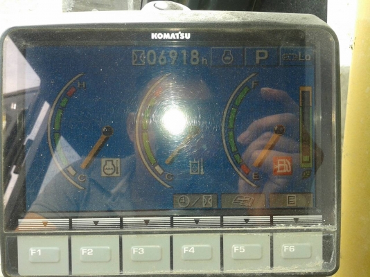 PC 200 - 8 - 300643 KOMATSU