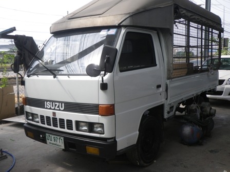 ขายกระบะ NKR ไม่ติดเวลา รถจดใหม่