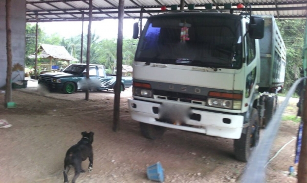 รถมิตซู 10 ล้อดั้ม FN527M - TD  191 แรงม้า.  สนใจติดต่อ 081- 6079515