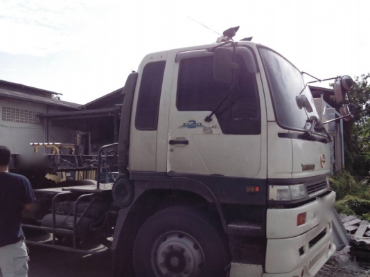 รถฮีโน่ 10 ล้อ  หัวลาก  260 แรงม้า. ปี 54  ( ขายแม่ , ลูก )   สนใจติดต่อ 081 - 6079515