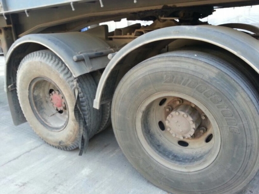 รถฮีโน่ 10 ล้อ  หัวลาก  260 แรงม้า. ปี 54  ( ขายแม่ , ลูก )   สนใจติดต่อ 081 - 6079515