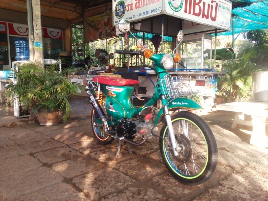 ขาย C70 เครื่องไลฟาน 150 ครัชมือ(เอกสอินวอยตัวจริง+ใบซื้อขายจากทางร้าน) รถพร้อมใช้งาน ตะกร้าหน้าใหม่ ไฟเลี้ยวหน้าใหม่ เบาะหุ้มใหม่ ตะเเกรงหลังใหม่ ท่อโยชิใหม่ ที่เหลือตามรูป ค่าตัว 15500 บาท ขาย C70 เครื่องไลฟาน 150 ครัชมือ(เอกสอินวอยตัวจริง+ใบซื้อขายจากทางร้าน) รถพร้อมใช้งาน ตะกร้าหน้าใหม่ ไฟเลี้ยวหน้าใหม่ เบาะหุ้มใหม่ ตะเเกรงหลังใหม่ ท่อโยชิใหม่ ที่เหลือตามรูป ค่าตัว 15500 บาท