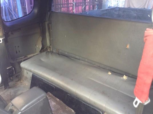 ขาย ครับ Mitsubishi. Stada. ปี05 แคป แกสนำ้มันใช้ได้หมด เครื่อง 1UZ. เกียรธรรมดา. แกสLPG ถังซ่อนใต้กะบะ เครื่องนิ่ง เกียรดี สีได้ ภายในได้ ไม่ขี้เหล่ พร้อมใช้ วิ่งไกลได้ มีแม๊กไลเนอ ล็อกครัชล็อกเบรค ครบ ราคานี้ช้าอดอีกตามเคย 99000 กอล์ฟครับ ดูรถ สายไหมวงศ