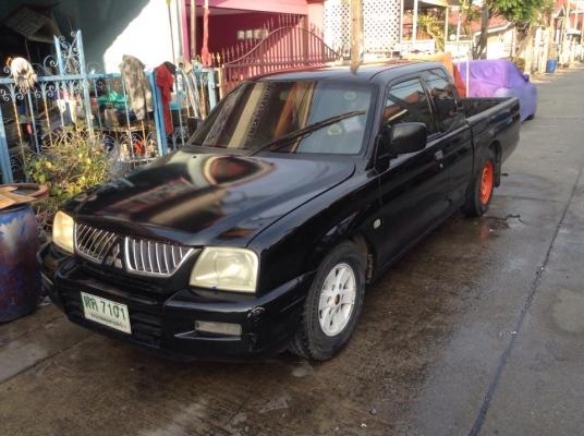 ขาย ครับ Mitsubishi. Stada. ปี05 แคป แกสนำ้มันใช้ได้หมด เครื่อง 1UZ. เกียรธรรมดา. แกสLPG ถังซ่อนใต้กะบะ เครื่องนิ่ง เกียรดี สีได้ ภายในได้ ไม่ขี้เหล่ พร้อมใช้ วิ่งไกลได้ มีแม๊กไลเนอ ล็อกครัชล็อกเบรค ครบ ราคานี้ช้าอดอีกตามเคย 99000 กอล์ฟครับ ดูรถ สายไหมวงศ