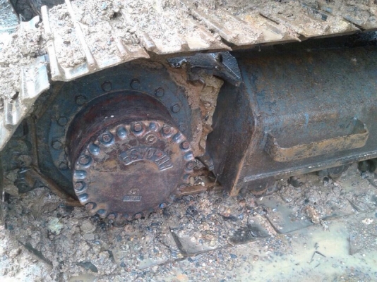 รถฮีโน่ 10 ล้อ ท้ายลาด 195 แรงม้า. ( รถประกอบ ) / รถแบคโฮ KOBELCO  SK 120.  ( ขายคู่ )    สนใจติดต่อ 081 - 6079515