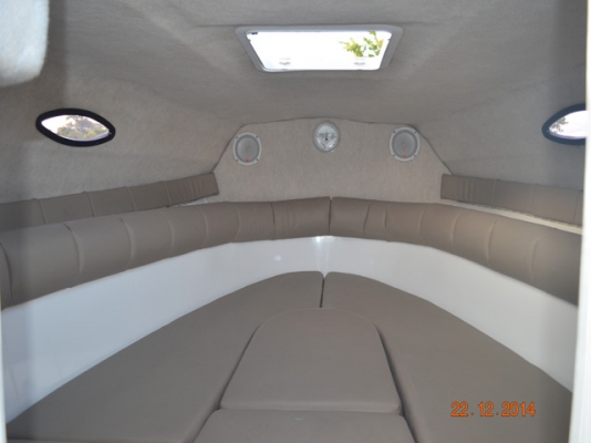 Mariah SC23 5.0L 2005 (23 foot) มีห้องนอน