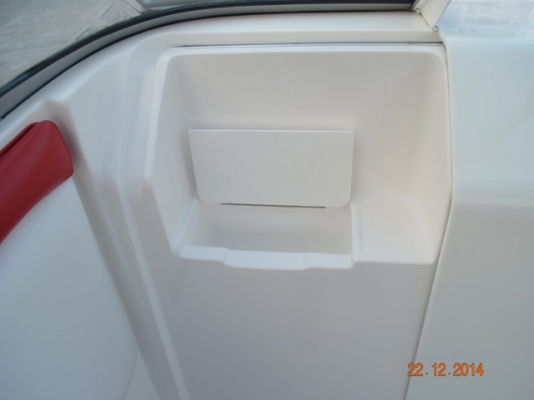 Mariah SC23 5.0L 2005 (23 foot) มีห้องนอน