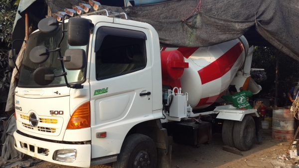 ** ราคา 1,290,000 **รถโม่ห้างปี 54 รถเพิ่งวิ่ง1x,xxx กิโลเมตรเท่านั้นHINO FC9J 175แรงม้า โม่3คิวสวยๆ สภาพพร้อมใช้สุดๆคับ