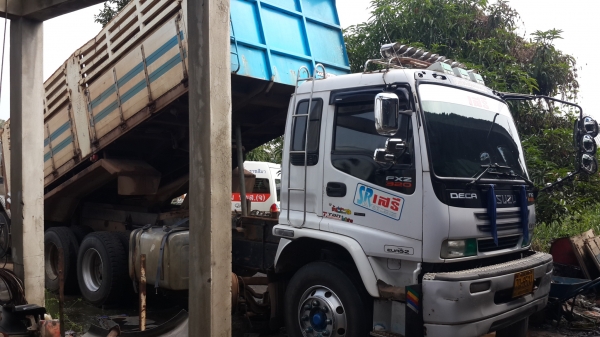 ** ราคา 2.45 ล้าน ** ISUZU DECA 320 ยูโรทูก่อนMAX LOAD ดั้มมิเนียมแม่-ลูก3เพลาแท้ เกียร์อีตั้น12.5รอบ โอเวอร์ไดร้