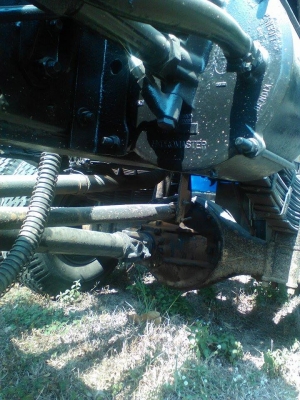 MISUBISHI CANTER  เครื่องยนต์ 120 แรงม้า พาวมาลัยเพาเวอร์ เกียร์ 6เกียร์ ทำสีใหม่่ แซสซี ดีสวยมากไม่หักไม่นิม สริมเหล็กอย่างหนามากทั้งบนและล่างเสริมแน่นหนา ยางใหม่ทุกเส้น  แอร์หนาว กระบะดั้มสามมิตรแกนใหญ่ ขึ้นลงง่าย เฟืองท้ายใหญ่ แรง  ทะเบียนคู่มือพร้อมโอ