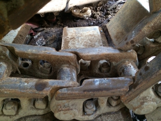 ขายด่วนโซ่แผ่น kobelco sk 200 mark 3