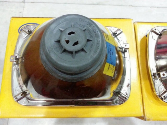 โคมไฟหน้าแก้วแท้ LN 106 และ ปากนกแก้ว USA โคมไฟหน้าแก้วแท้ LN 106 และ ปากนกแก้ว USA