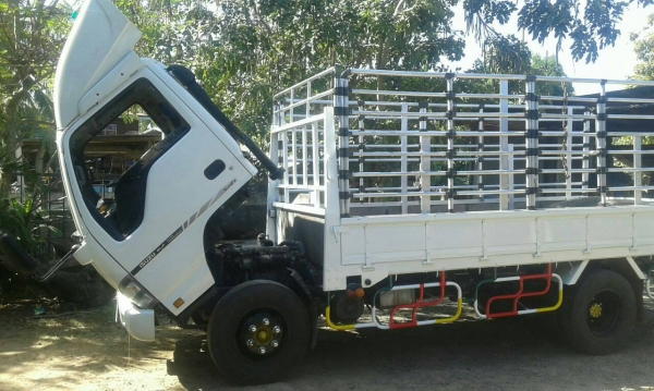 ขายISUZU NPR 130เทอร์โบ ปี49 ยาว4.30ม เครื่องดี คัชซีสวย ภายในสวย แอร์เย็น พ.เพาเวอร์ สภาพพร้อมใช้งาน เอกสารพร้อมโอน จัดไฟแนนซ์ได้ เงื่อนไขง่ายๆวันเดียวรับรถ สนใจโทร 090-8588220คุณนะ ID:narong498 หรือ www.truck.in.th/498 หรือfb:ณรงค์ ซื้อขายรถมือสอง (เว็บ