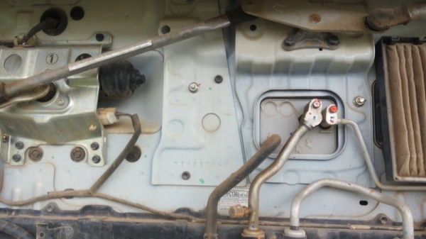 รถฮีโน่ 6 ล้อดั้ม FC9J 150 แรงม้า. ปี 54  ( รถวิ่ง 4x,xxx กว่า กม. )  สนใจติดต่อ 081 - 6079515