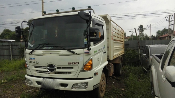 รถฮีโน่ 6 ล้อดั้ม FC9J 150 แรงม้า. ปี 54  ( รถวิ่ง 4x,xxx กว่า กม. )  สนใจติดต่อ 081 - 6079515