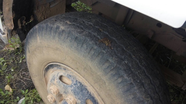 รถฮีโน่ 6 ล้อดั้ม FC9J 150 แรงม้า. ปี 54  ( รถวิ่ง 4x,xxx กว่า กม. )  สนใจติดต่อ 081 - 6079515