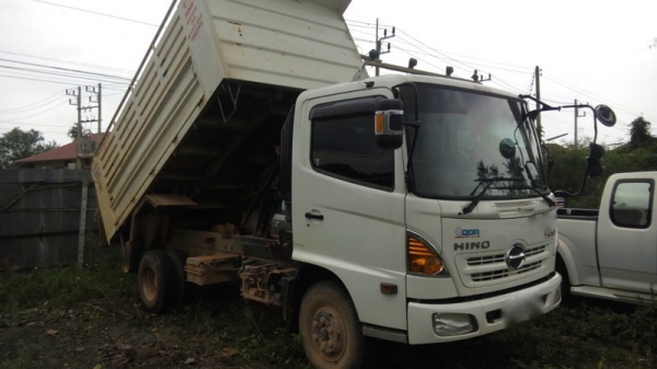 รถฮีโน่ 6 ล้อดั้ม FC9J 150 แรงม้า. ปี 54  ( รถวิ่ง 4x,xxx กว่า กม. )  สนใจติดต่อ 081 - 6079515