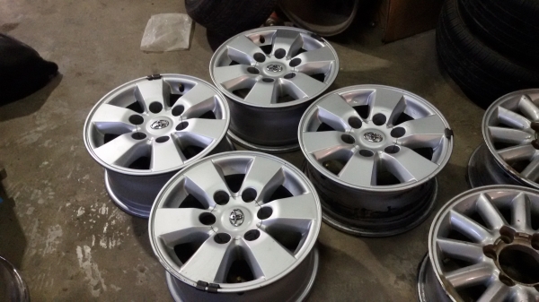 ขายล้อ TOYOTA ขอบ15 6รูชุดละ4800