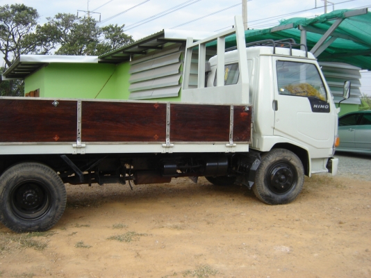 ขายหกล้อ HENO120 แรง รถบ้านสวยแจ่ม ราคา 380000 บาท โทร 0843376760