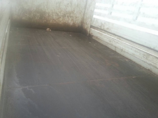 รถอีซูซุ 6 ล้อดั้ม 210 แรงม้า. ปี 55  ( รถวิ่ง 4x,xxx กม. )   สนใจติดต่อ 081 - 6079515