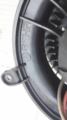 ขายอะหลั่ย Blowers แอร์ และ Resistant แอร์ ของ Benz W211 ถูกมากๆ