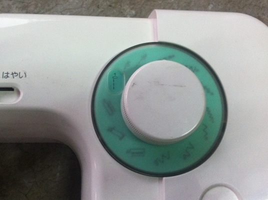 จักรเย็บผ้า brother เป็นรุ่นกดเดินและหยุดหน้าเครื่องเครื่องสวยพร้อมใช้งาน จักรเย็บผ้า brother เป็นรุ่นกดเดินและหยุดหน้าเครื่องเครื่องสวยพร้อมใช้งาน